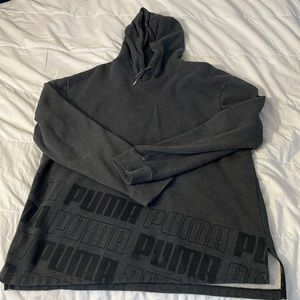 XL Puma Pull Over sweater